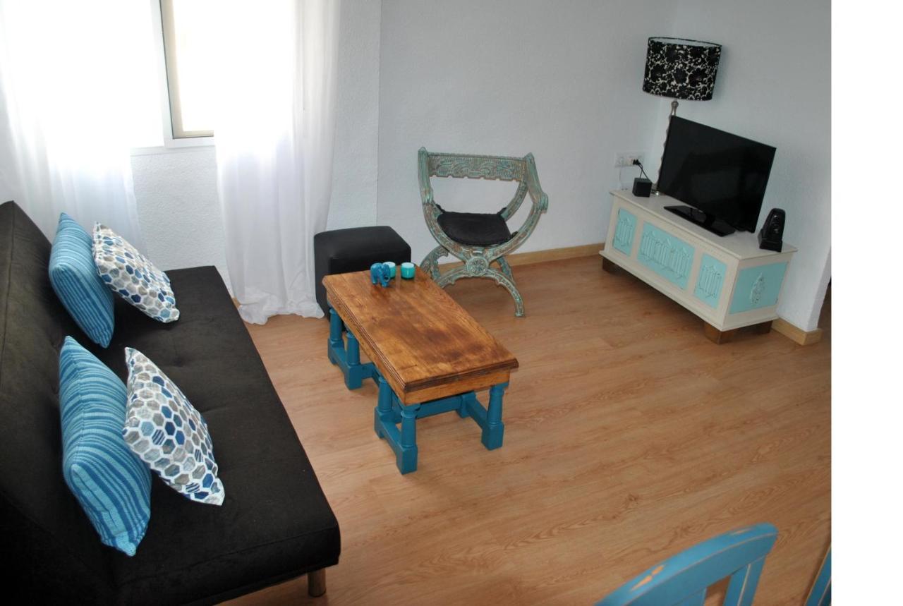 Apartamento Grao Playa Gandia capacidad 6-7 personas Invitamos a los jóvenes! 5to sin ascensor Exterior foto