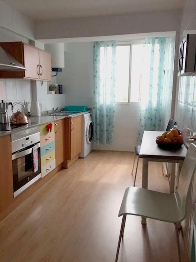 Apartamento Grao Playa Gandia capacidad 6-7 personas Invitamos a los jóvenes! 5to sin ascensor Exterior foto